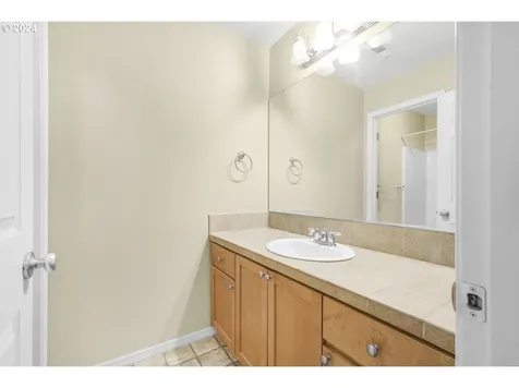 1704 SW 173rd Terrace Beaverton OR 97003