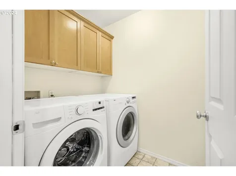 1704 SW 173rd Terrace Beaverton OR 97003
