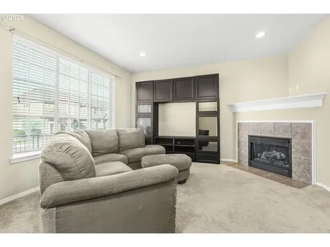 1704 SW 173rd Terrace Beaverton OR 97003