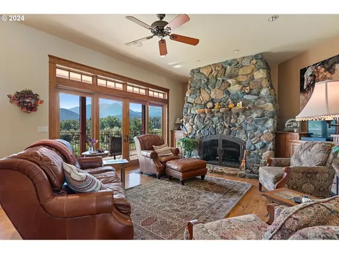 62726 N Powder River Lane North Powder OR 97867