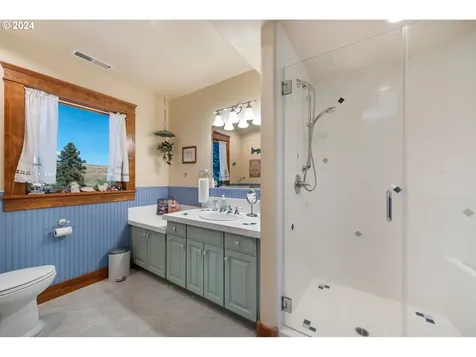 62726 N Powder River Lane North Powder OR 97867