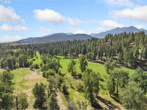 62726 N Powder River Lane North Powder OR 97867
