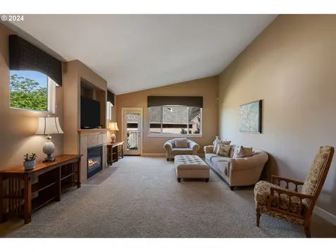 18304 Se 43rd Lane Vancouver WA 98683