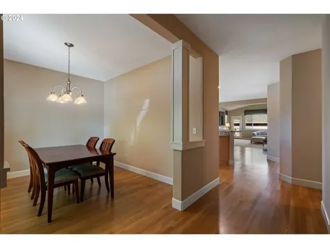 18304 Se 43rd Lane Vancouver WA 98683