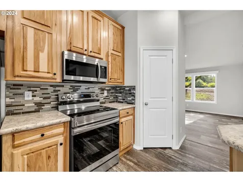 23002 NE 58th Street Vancouver WA 98682