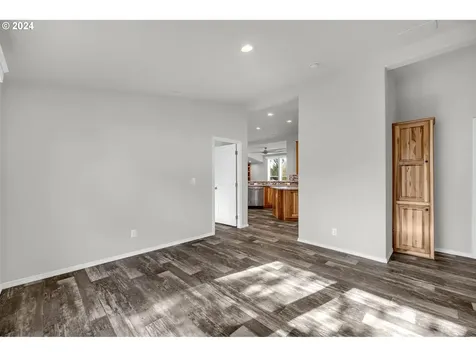 23002 NE 58th Street Vancouver WA 98682