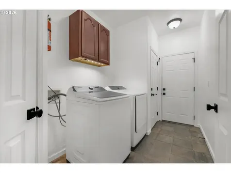 2470 NE Voyage Loop Lincoln City OR 97367