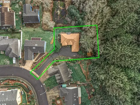 2470 NE Voyage Loop Lincoln City OR 97367