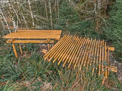 2470 NE Voyage Loop Lincoln City OR 97367