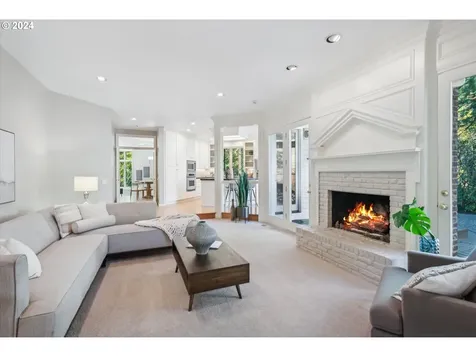 15459 Village Drive Lake Oswego OR 97034