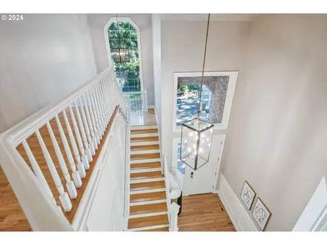 15459 Village Drive Lake Oswego OR 97034