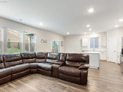 2801 N Pioneer Canyon Drive Ridgefield WA 98642