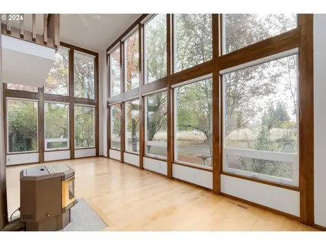 28794 Hillaire Street Eugene OR 97402