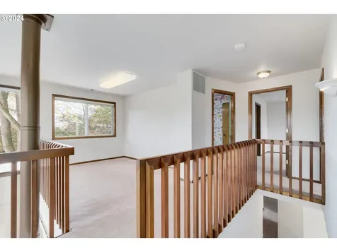 28794 Hillaire Street Eugene OR 97402