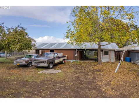 28794 Hillaire Street Eugene OR 97402