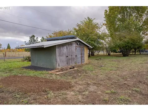28794 Hillaire Street Eugene OR 97402