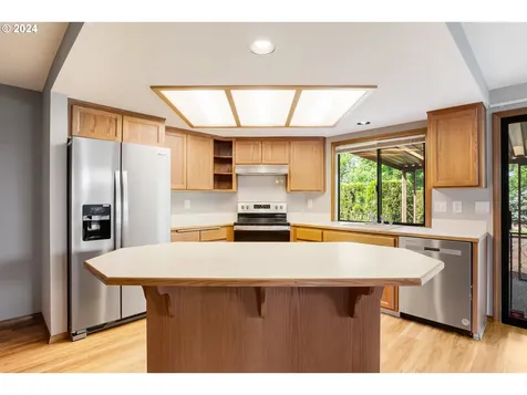 15625 Ne Summerplace Drive Portland OR 97230