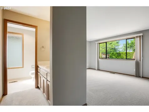 15625 Ne Summerplace Drive Portland OR 97230
