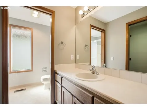 15625 Ne Summerplace Drive Portland OR 97230