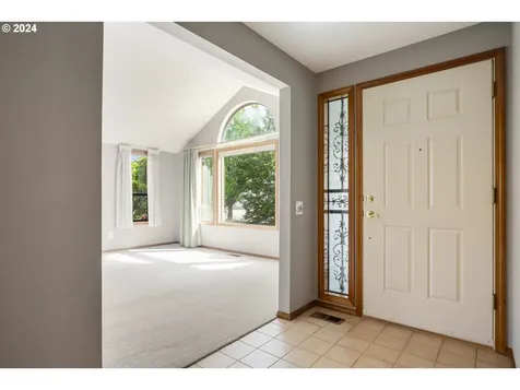 15625 Ne Summerplace Drive Portland OR 97230