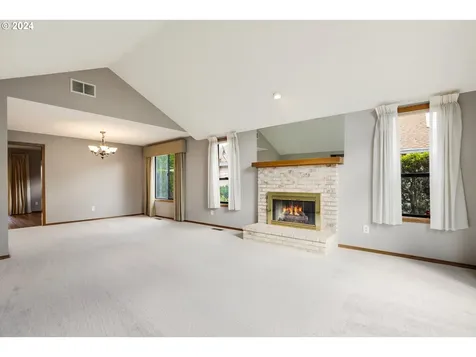 15625 Ne Summerplace Drive Portland OR 97230