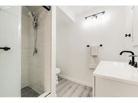 5611 Ne 38th Street Vancouver WA 98661