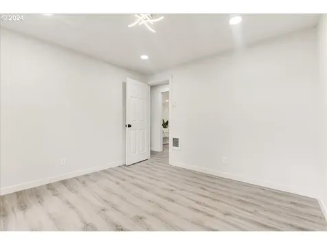 5611 Ne 38th Street Vancouver WA 98661