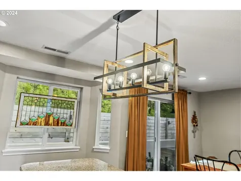 490 Apple Lane Kelso WA 98626
