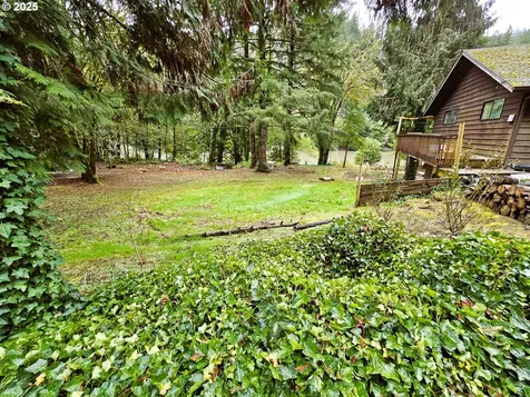10040 Tyee Road Umpqua OR 97486