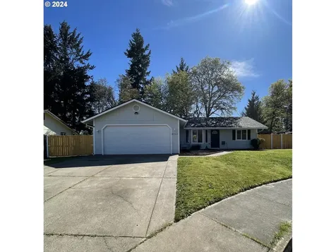 87565 Esprit Court Veneta OR 97487