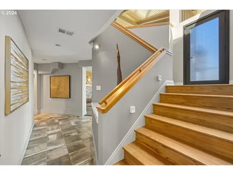 3025 Nw Monte Vista Terrace Portland OR 97210