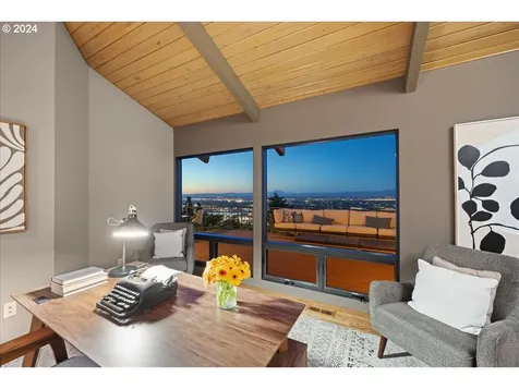 3025 Nw Monte Vista Terrace Portland OR 97210