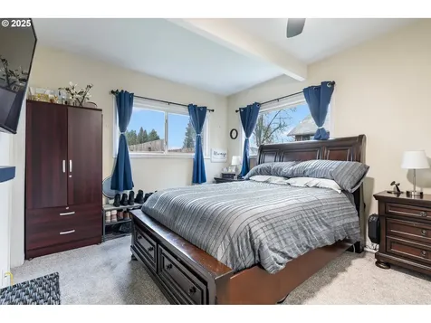 19204 Cokeron Drive Oregon City OR 97045