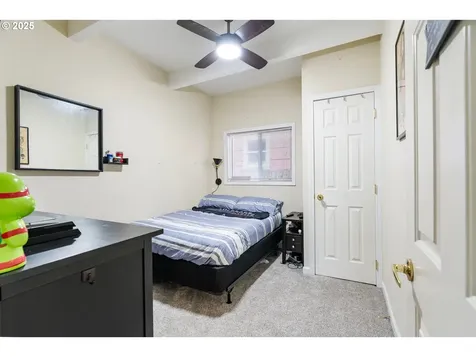 19204 Cokeron Drive Oregon City OR 97045