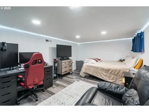 19204 Cokeron Drive Oregon City OR 97045