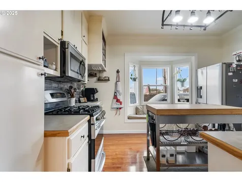 19204 Cokeron Drive Oregon City OR 97045