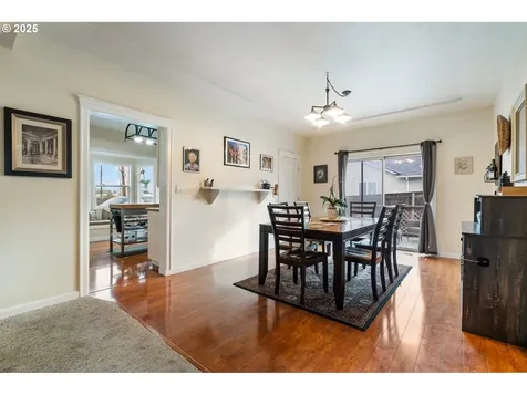 19204 Cokeron Drive Oregon City OR 97045