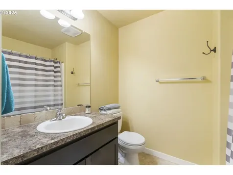 1560 41st Court Washougal WA 98671