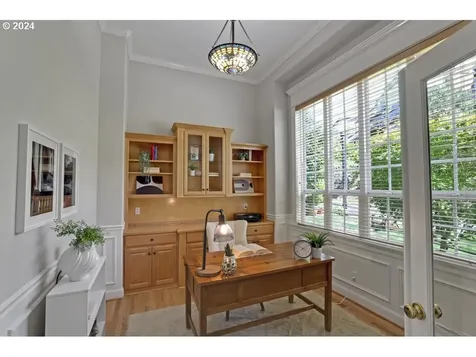 1939 NW Jasmine Lane Portland OR 97229