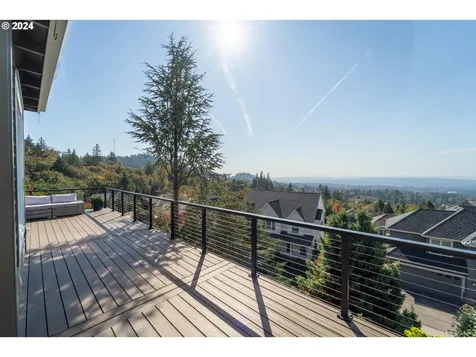 1939 NW Jasmine Lane Portland OR 97229