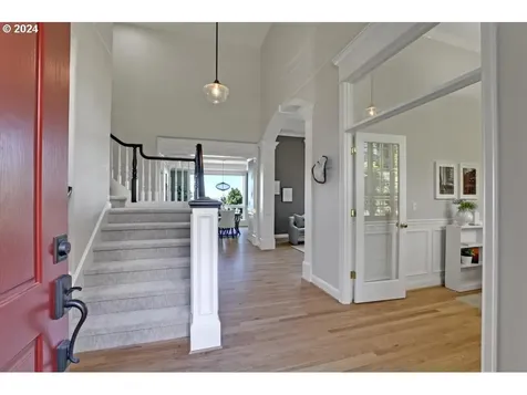 1939 NW Jasmine Lane Portland OR 97229