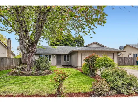 2560 SW 211th Court Beaverton OR 97003