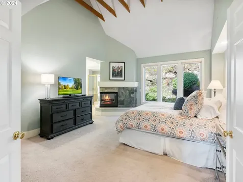 9235 Nw Hopedale Court Portland OR 97229