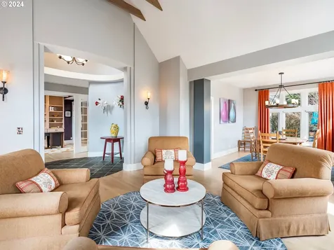 9235 Nw Hopedale Court Portland OR 97229