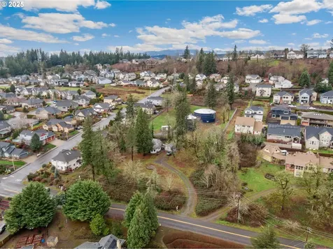 3713 W Street Washougal WA 98671