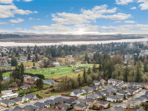3713 W Street Washougal WA 98671