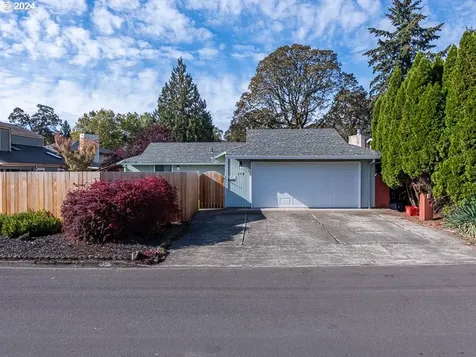 357 NE Hyde Circle Hillsboro OR 97124