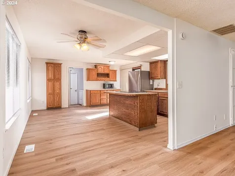 357 NE Hyde Circle Hillsboro OR 97124
