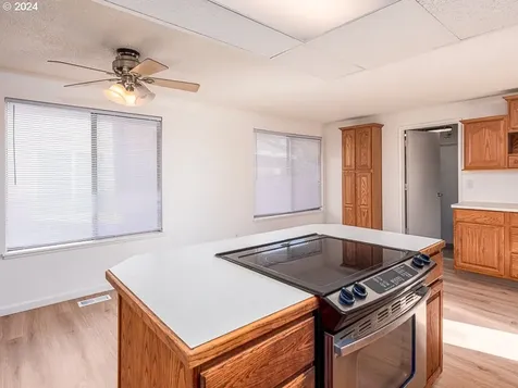 357 NE Hyde Circle Hillsboro OR 97124