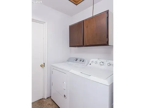 357 NE Hyde Circle Hillsboro OR 97124